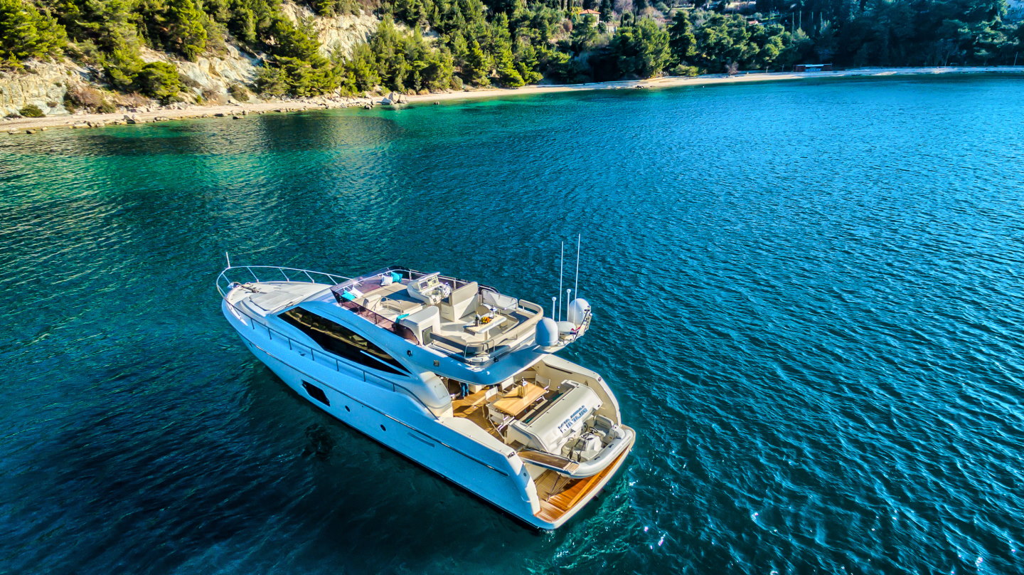 Ferretti 620